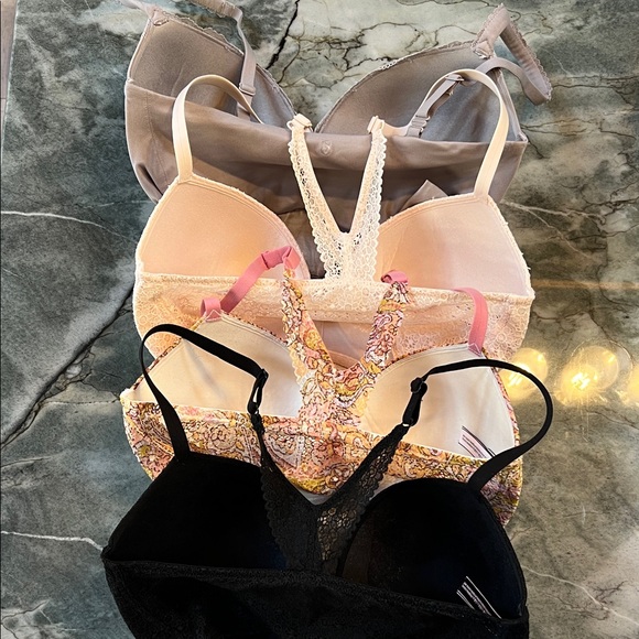 Victoria's Secret Lace and Floral Bra Collection - Gray, Cream, Pink, Black 34DD - Picture 3 of 7